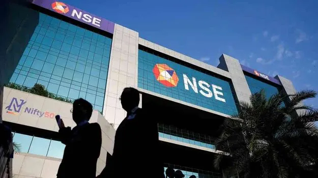 సెబీతో కేసు సెటిల్‌మెంట్‌ కోసం ఎస్‌ఎన్‌ఈ రూ1400 కోట్లు ఆఫర్‌