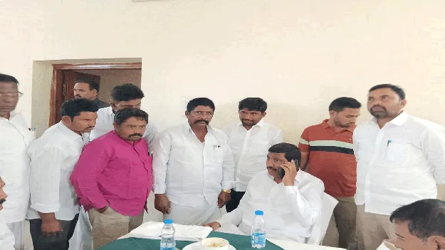 మావూరి రహదారిని బాగు చేయండి సారూ..!