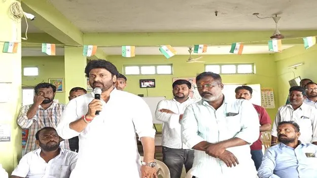 లారీ యజమానుల సమస్యలను పరిష్కరిస్తా