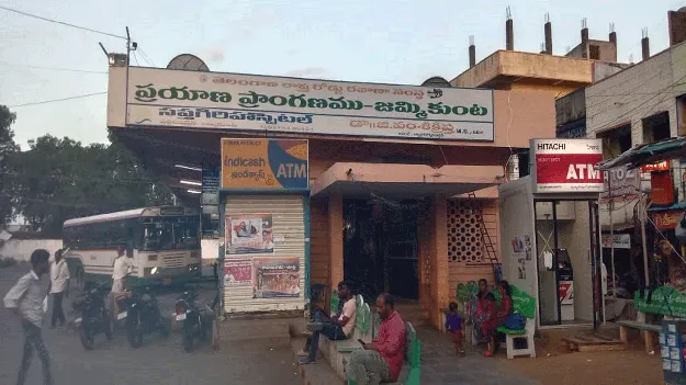 అధ్వానంగా జమ్మికుంట బస్టాండ్‌