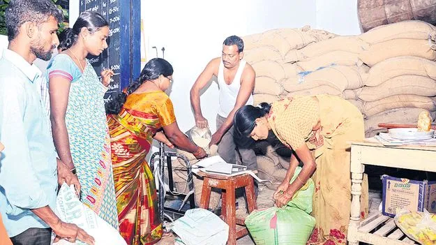 రేషన్‌ పంపిణీపై విజిలెన్స్‌