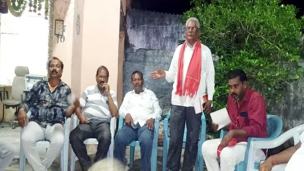 సీపీఐ శతాబ్ది ఉత్సవాలను ఘనంగా నిర్వహించాలి