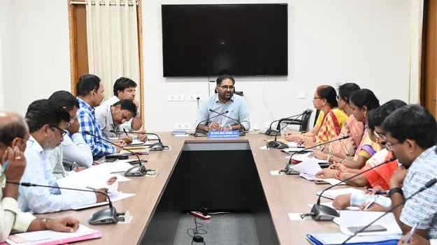 ప్రభుత్వ పాఠశాలలపై తల్లిదండ్రులకు నమ్మకం కలిగించాలి 