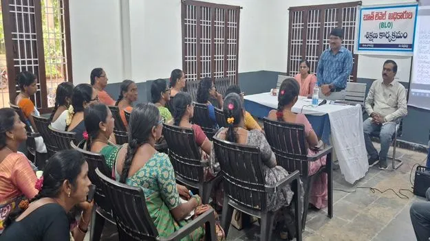 అర్హులందరికీ ఓటరు నమోదు చేయాలి