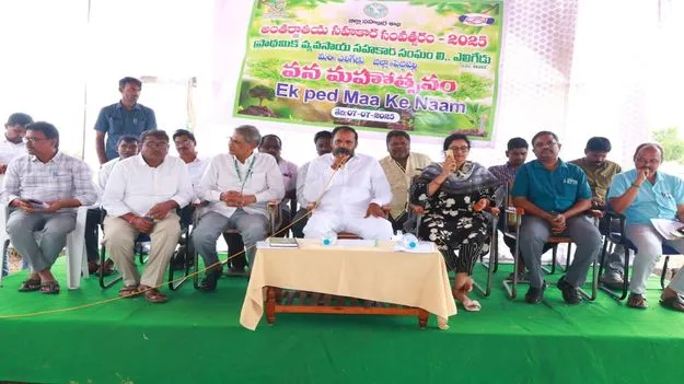 సహకార సంఘాలు  ఆదర్శంగా ఉండాలి 