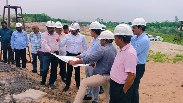 పవర్ ప్రాజెక్ట్ ఏర్పాటుకు ఓసీపీ సందర్శన