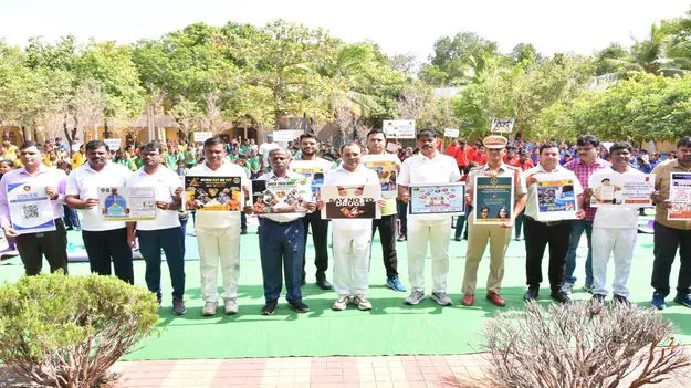 మత్తు పదార్థాలకు   విద్యార్థులు దూరంగా ఉండాలి 