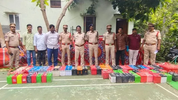 ఆటో కనిపిస్తే మాయం