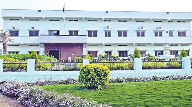 ఈ నెల 30 దాటితే 2శాతం అపరాధ రుసుము