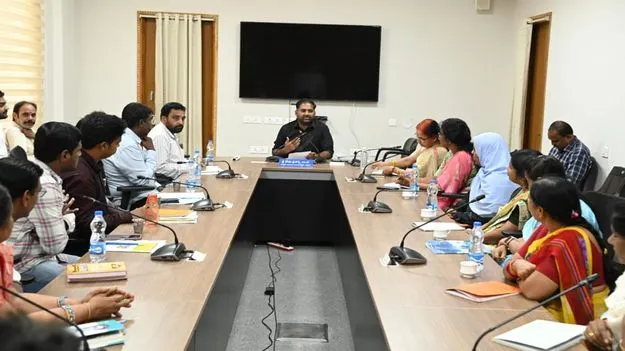 కనీస విద్యా ప్రమాణాలపై దృష్టి సారించాలి
