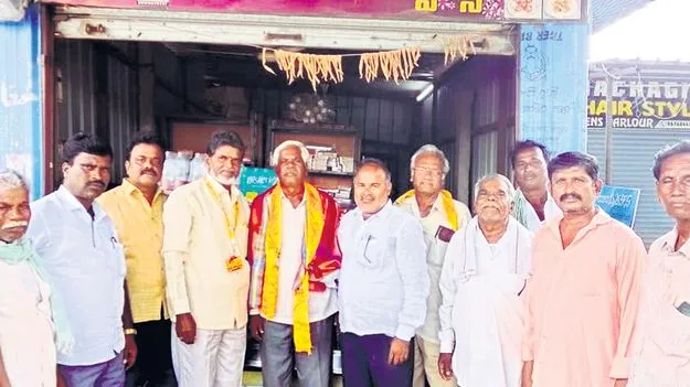 బీసీలపై పాలక, ప్రతిపక్షాలది కపట ప్రేమ