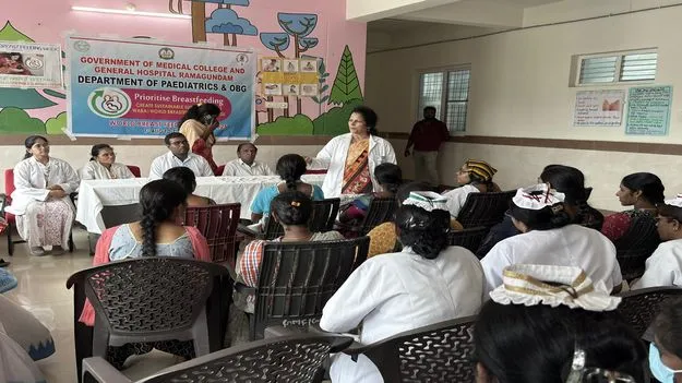 తల్లి పాలు పిల్లలకు శ్రేయస్కరం