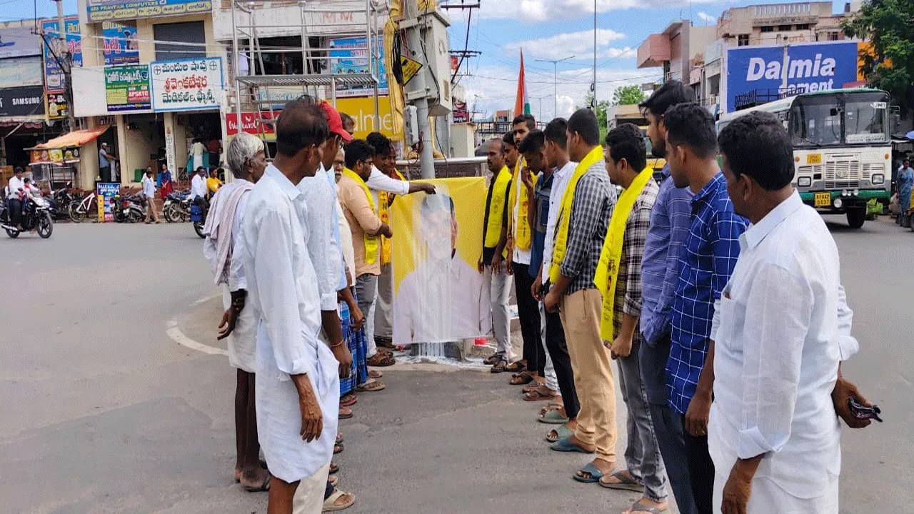 తల్లికి వందనం..ఇంటింటా ఆనందం