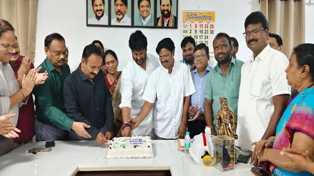 వైద్యులు కనిపించే దేవుళ్లు