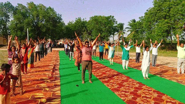 యోగాతోనే సంపూర్ణ ఆరోగ్యం: ఆర్డీవో