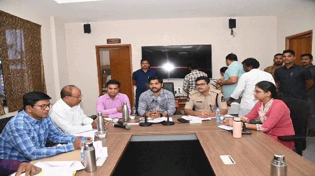 kumaram bheem asifabad- గంజాయి సాగు చేస్తే ప్రభుత్వ పథకాలు రద్దు చేయాలి