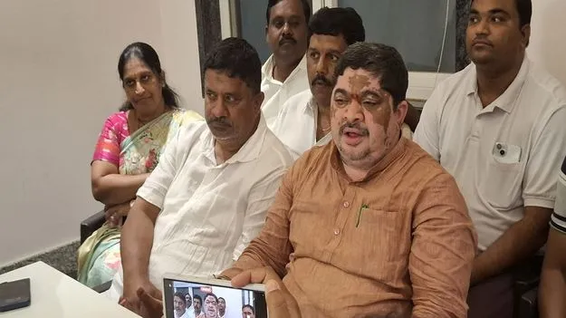 రాజకీయాలకు అతీతంగా బీసీ రిజర్వేషన్లు సాధించుకుందాం