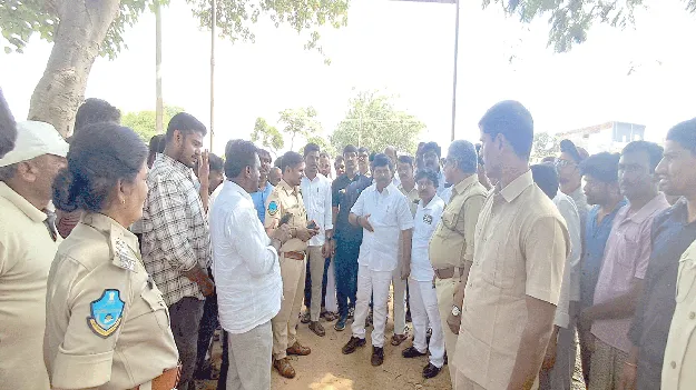 సెంట్రల్‌ లైటింగ్‌ ఏర్పాటుకు కృషి