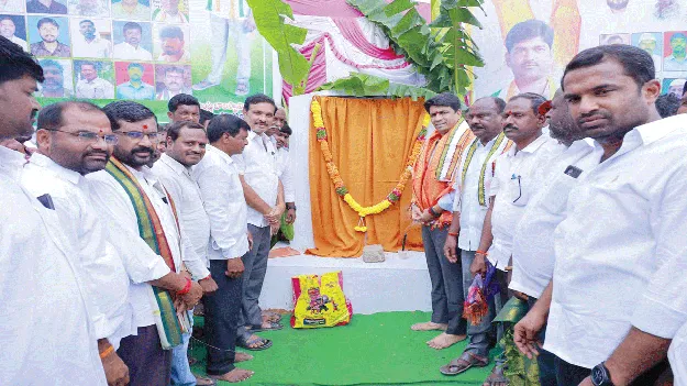 24గంటలూ వైద్య సేవలు అందించాలి