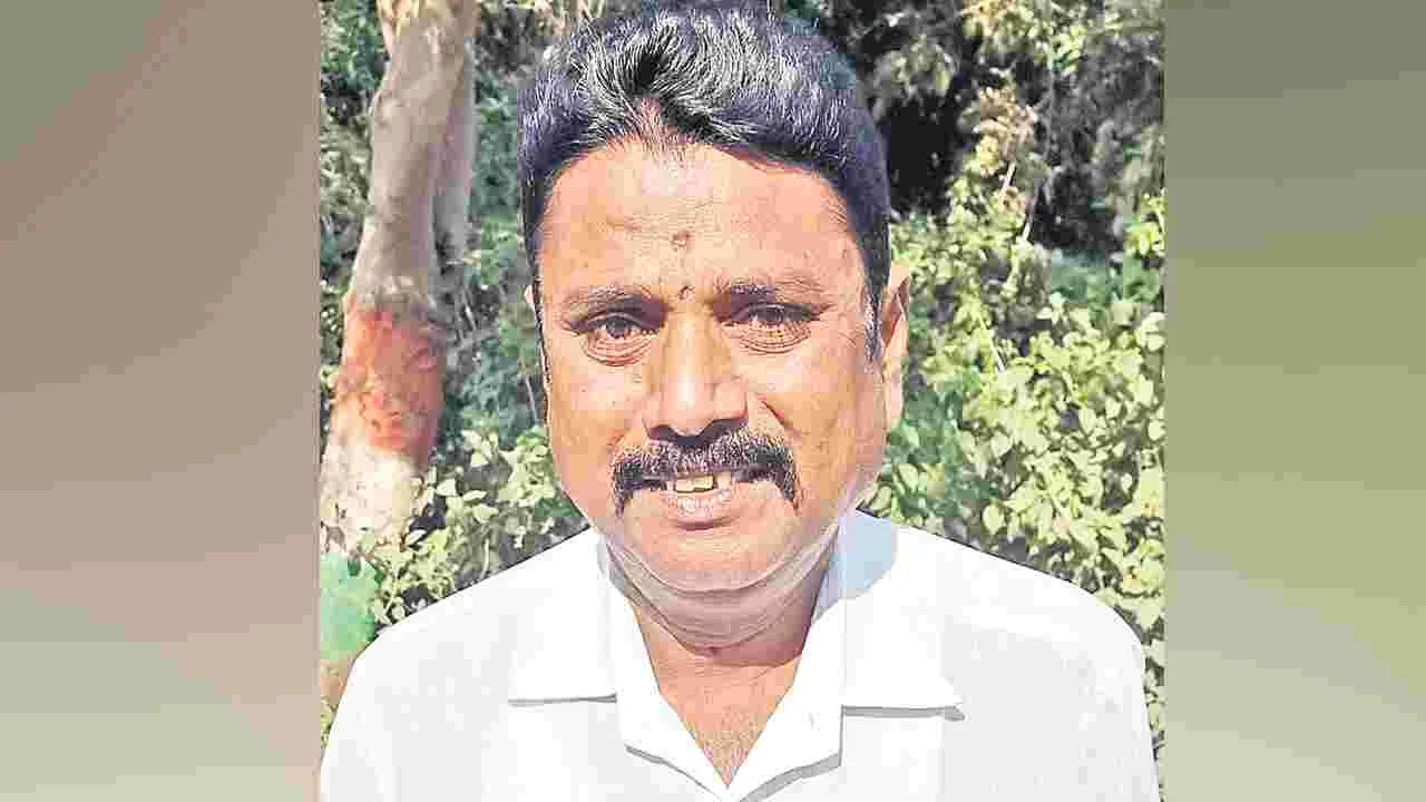 Jagitial: బిల్లులు రాక మాజీ సర్పంచ్‌ ఆత్మహత్య
