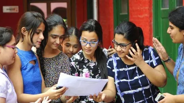 Junior Colleges: ప్రభుత్వ కాలేజీల్లో నత్తనడకన ఇంటర్ అడ్మిషన్లు!