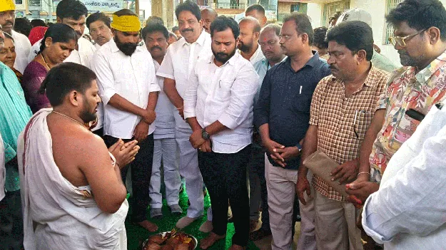 పేదల ఆకలి తీర్చడంలో ఎంతో సంతృప్తి ఉంది
