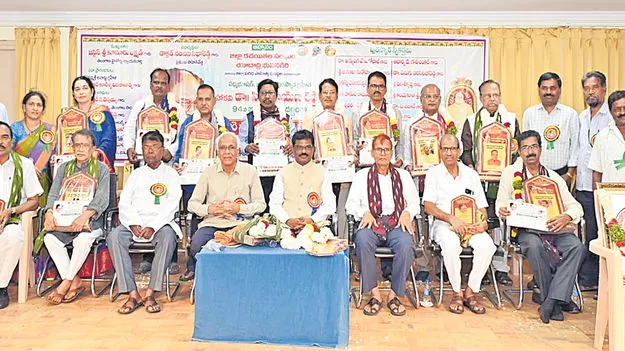 Crime Trends: పత్రికలు, టీవీల్లో 25శాతం నేర వార్తలే.. 