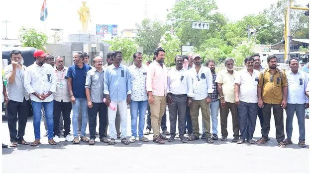 నిరసన గళం