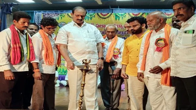 ఆధ్యాత్మిక భజన ప్రదర్శనకు వండర్‌ బుక్‌ ఆఫ్‌ రికార్డు