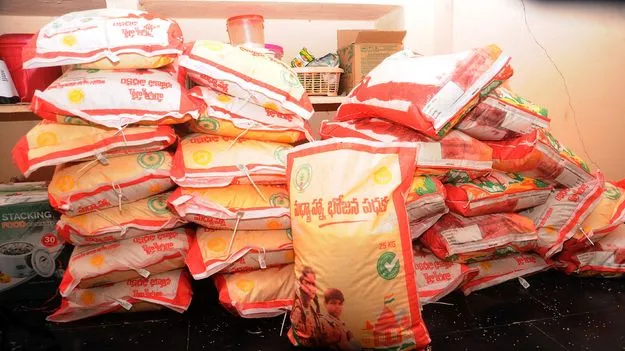 నేడు పాఠశాలలు పునఃప్రారంభం