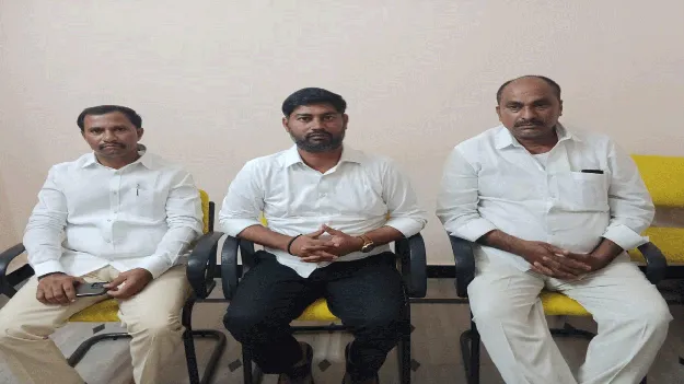 ధర్నాల డ్రామా ఆడుతున్న జగన్‌ ముఠా