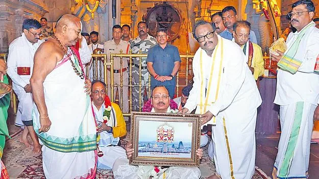 డీ అడిక్షన్‌ కేంద్రాల ఏర్పాటు చారిత్రాత్మక మైలురాయి