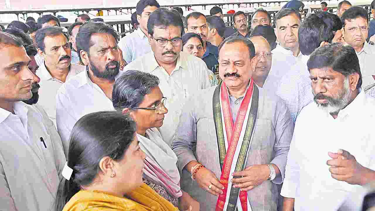 Congress: రేపు గ్రామ కమిటీల అధ్యక్షుల సమ్మేళన సభ