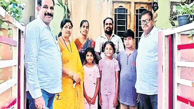 తల్లుల్లో ఆనందోత్సాహాలు