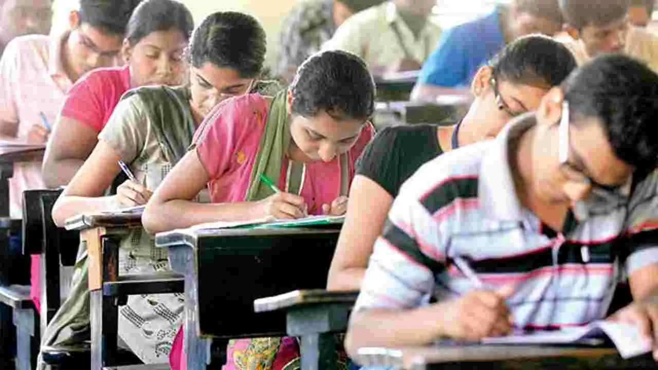 JNTU: బీటెక్‌లో ఇంటర్నల్‌ పరీక్షలకూ ఇంప్రూవ్‌మెంట్‌