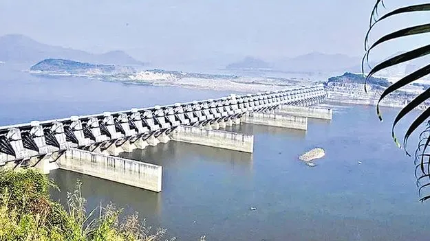 Godavari: గోదావరి-బనకచర్లను అడ్డుకుందాం!