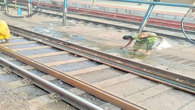 జీతం బకాయిలు ఇవ్వరా!?