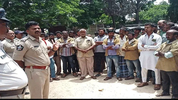 ట్రాఫిక్‌ నిబంధనలు పాటించకపోతే చర్యలు : సీఐ