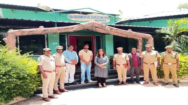 నల్లమలలో ట్రైనీ ఐఏఎస్‌లు