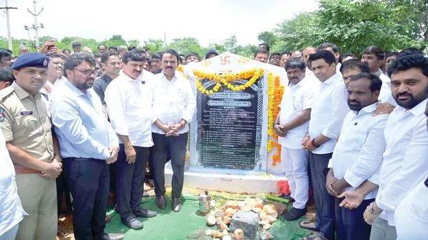 రాష్ట్రంలో పండుగలా వ్యవసాయం