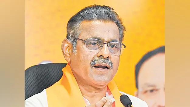 Konda Vishweshwar Reddy: అప్పుడు గొప్పలు చెప్పి.. ఇప్పుడు సంబంధం లేదంటున్నారు