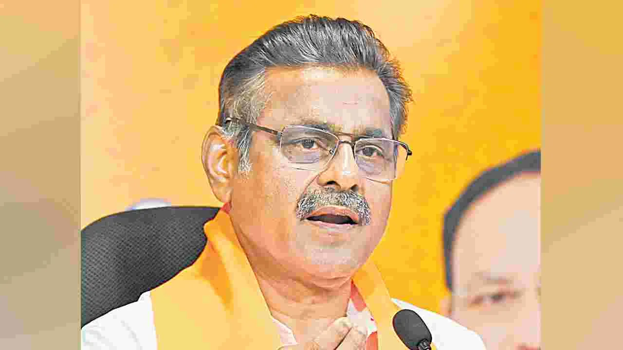 Konda Vishweshwar Reddy: అప్పుడు గొప్పలు చెప్పి.. ఇప్పుడు సంబంధం లేదంటున్నారు