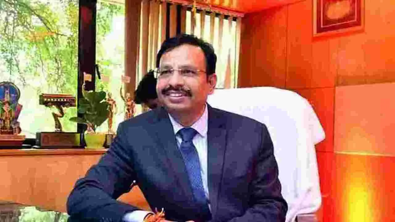 Sajjanar: నిజాయితీ చాటుకున్న ఆర్టీసీ సిబ్బంది