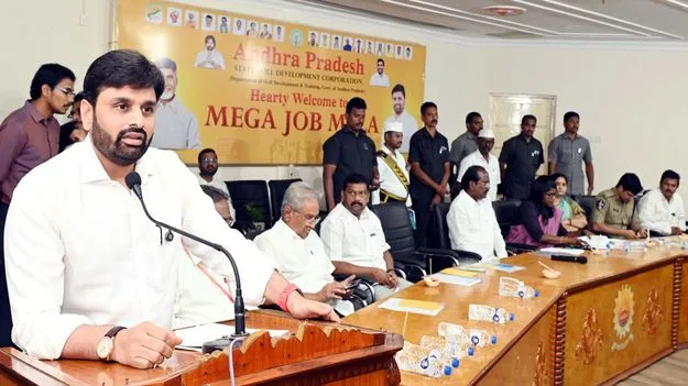 రూ.12 వేల జీతానికి పనిచేశా..