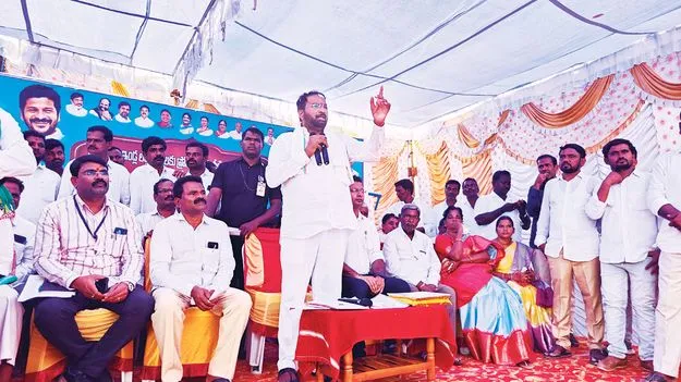 ఒక్క ఇల్లు ఇచ్చినట్లు నిరూపించినా  రాజకీయ సన్యానం తీసుకుంటా