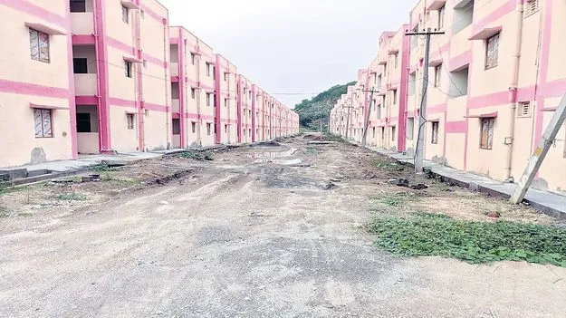 jagitiala :  సమస్యలు ‘డబుల్‌’ 