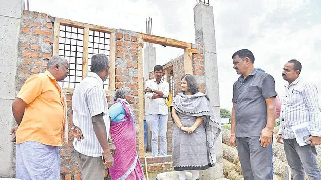 District Collector Field Inspections: పల్లెల వద్దకే పాలన!