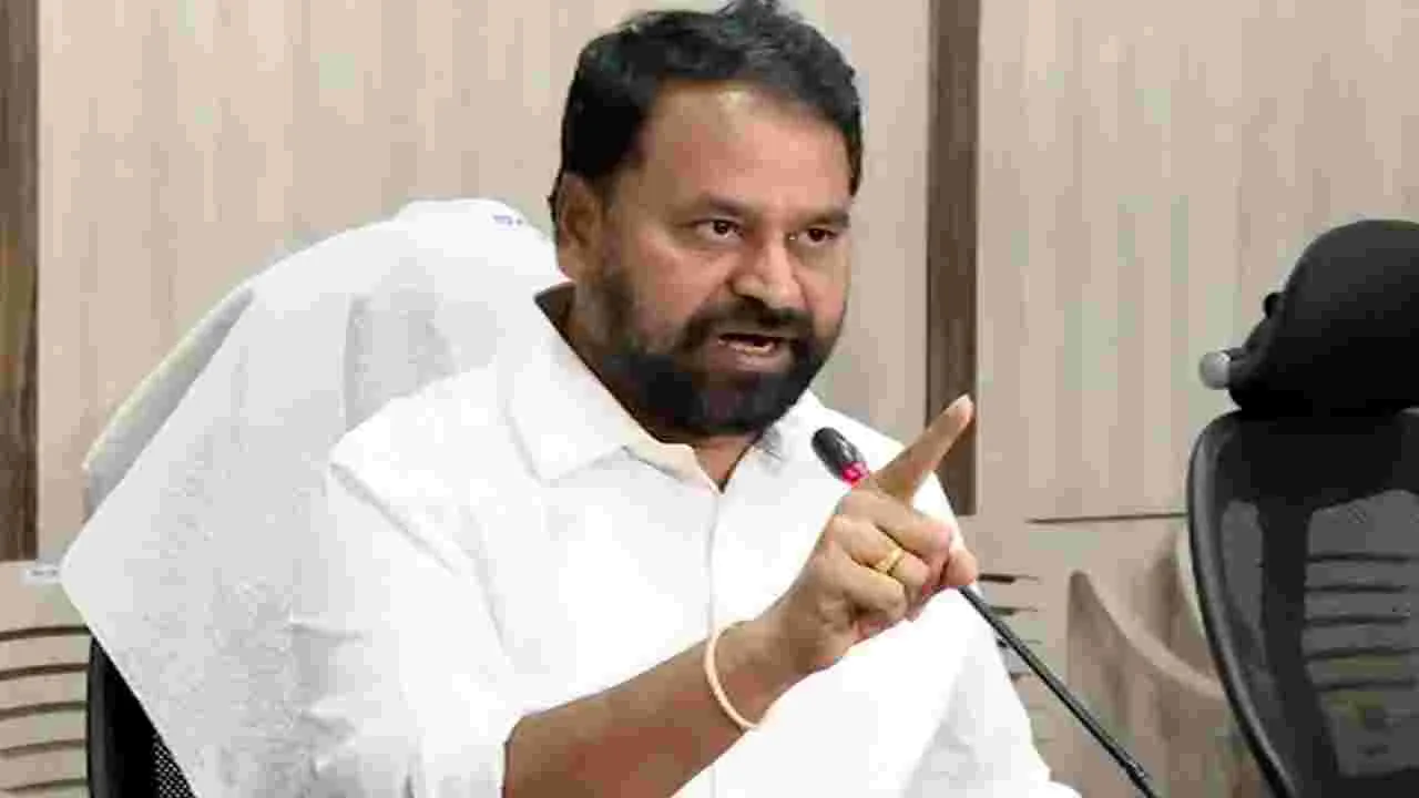 Addanki Dayakar: దొంగచాటుగా కేటీఆర్‌ ఢిల్లీ టూర్లు: అద్దంకి