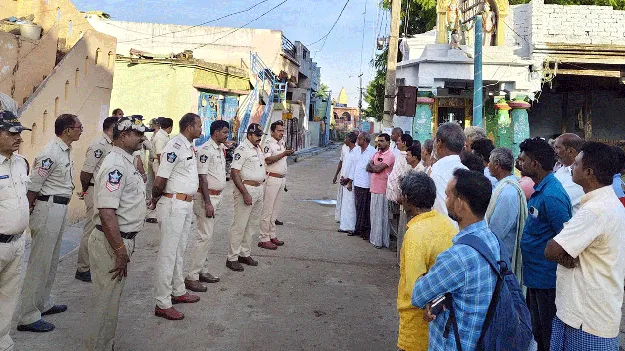 శాంతి భద్రతలకు విఘాతం కలిగిస్తే చర్యలు