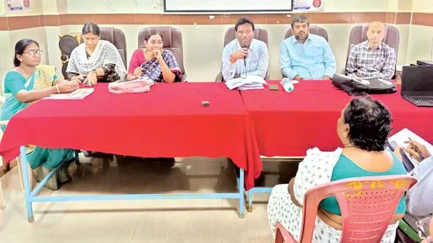 అంటువ్యాధులతో అప్రమత్తంగా ఉండాలి 